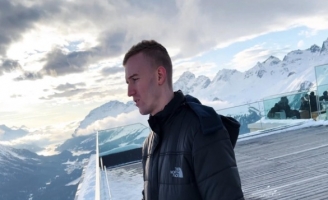 “Anh Tây” và MV đầu tay nhạc Việt trên bầu trời Thuỵ Sĩ