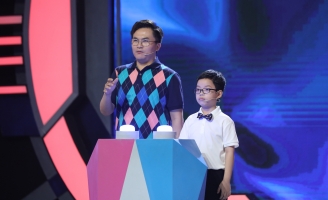 Đại Nghĩa, Hari Won “rối loạn tiền đình” trước màn biểu diễn của thần đồng Quang Minh