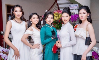 Dàn Model chương trình 'Đẹp Từng Milimet' gây chú ý trên thảm đỏ
