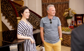 Đồng sản xuất Angel's Face sang Việt Nam thăm nhà đầu tư Lý Nhã Kỳ