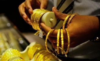 Giá vàng hôm nay 2/10: Tiếp tục xu hướng đi xuống