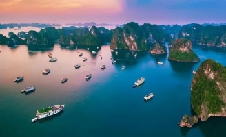 Kỳ quan thiên nhiên thế giới: Vịnh Hạ Long - Quần đảo Cát Bà