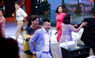 Ký Ức Vui Vẻ: Tình cảm chị em của cặp đôi NSND Hồng Vân - NSND Tự Long thật đáng ngưỡng mộ