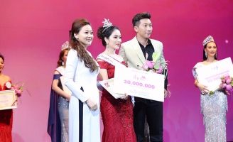 Nam Phong nổi bậc trong đêm chung kết Hoa Hậu Doanh Nhân Toàn Năng Châu Á 2018 Tại Singrapore