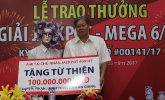            Người trúng 82 tỉ tại An Giang làm từ thiện 100 triệu đồng