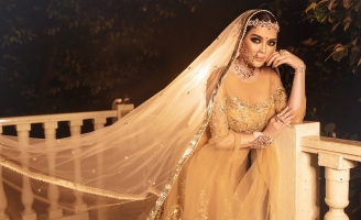 Sau khi trở thành con gái tỷ phú Ấn, Lý Nhã Kỳ diện concept truyền thống Ấn Độ