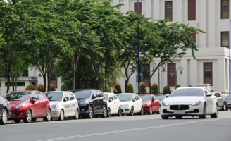 Sở hữu ôtô - giấc mơ dài của người Việt