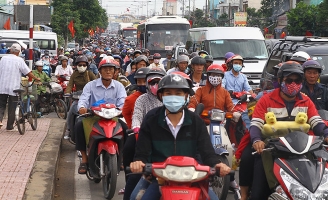 Ùn xe gần 10 km ở 2 phía cầu Rạch Miễu lễ 2.9